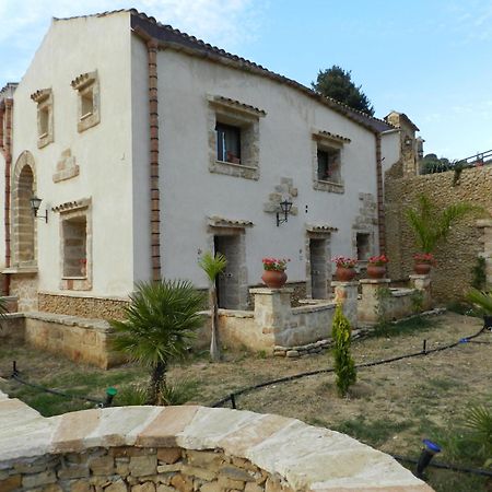 Casale Del Golfo Guest House Castellammare del Golfo Bagian luar foto