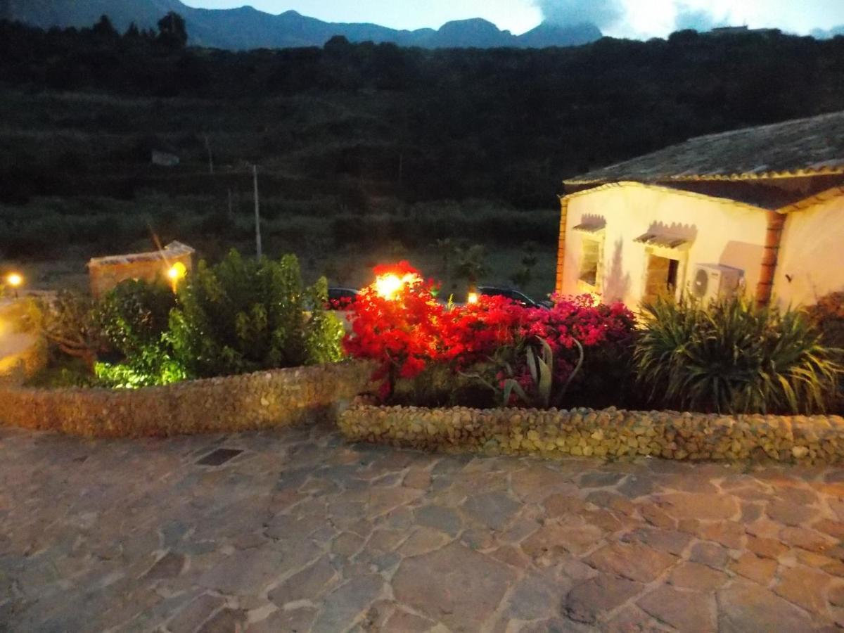 Casale Del Golfo Guest House Castellammare del Golfo Bagian luar foto